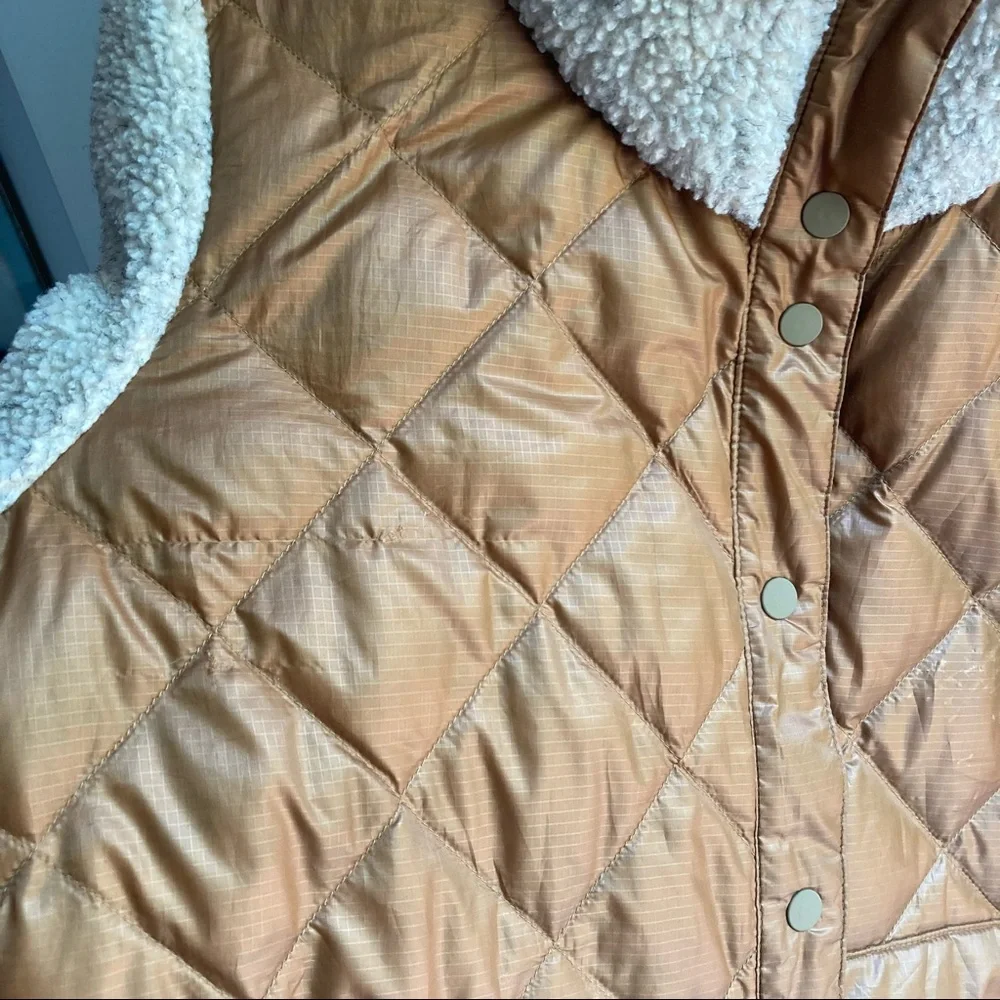REI Brown and Cream Quilted Jacket - Picture 5 of 9